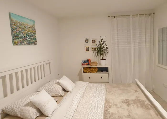 The 2sisters Lejlighed